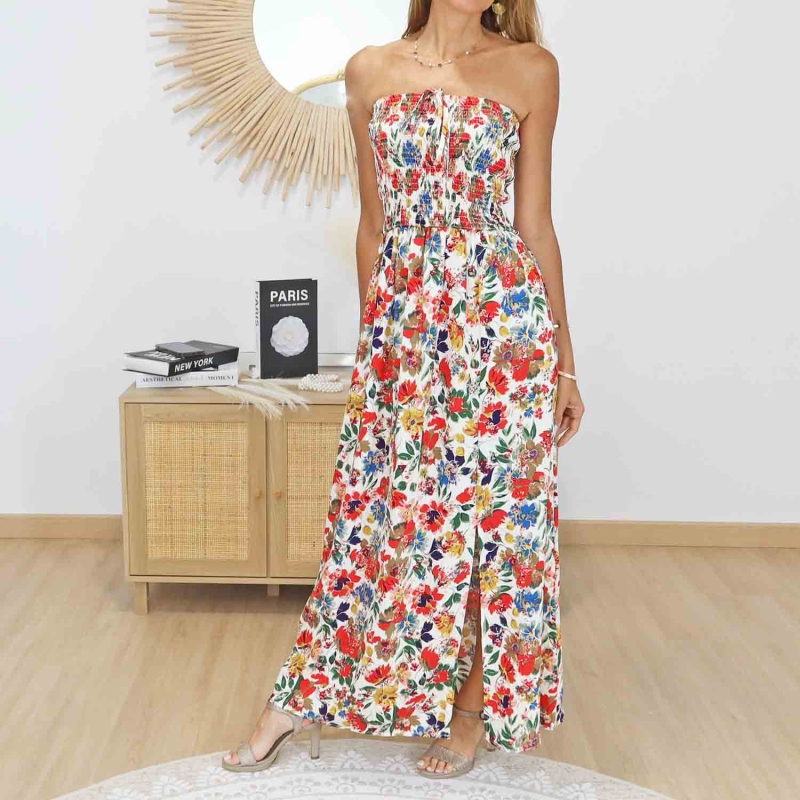 Robe bohème chic blanche fleurie