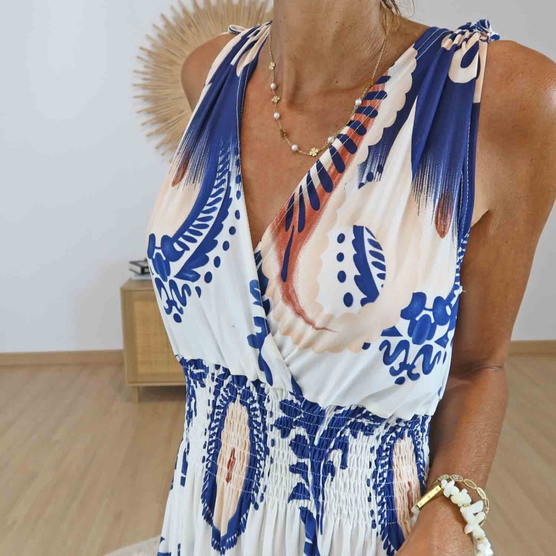 Robe estivale imprimée avec épaules à nouer
