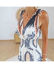 Décolleté croisé de la robe Isadora Noir