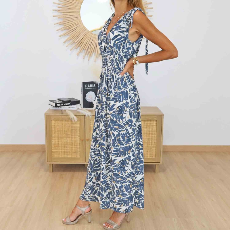 Robe magique longue bleu ardoise Cassiopée portée de trois quarts