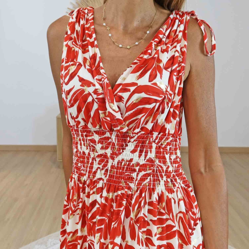 Robe Cassiopée rouge et écrue portée de face