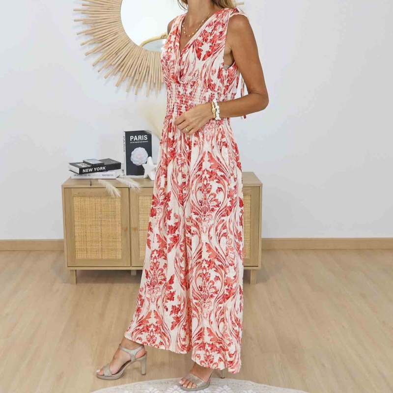 Robe magique longue rouge Élora portée de trois quarts