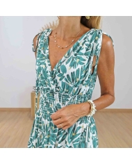 Détail des touches dorées de la robe longue Athéna