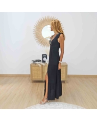 Robe longue noire avec fente sur le devant