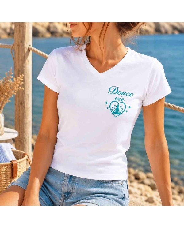 T-shirt blanc femme col V bleu pailleté vue de face