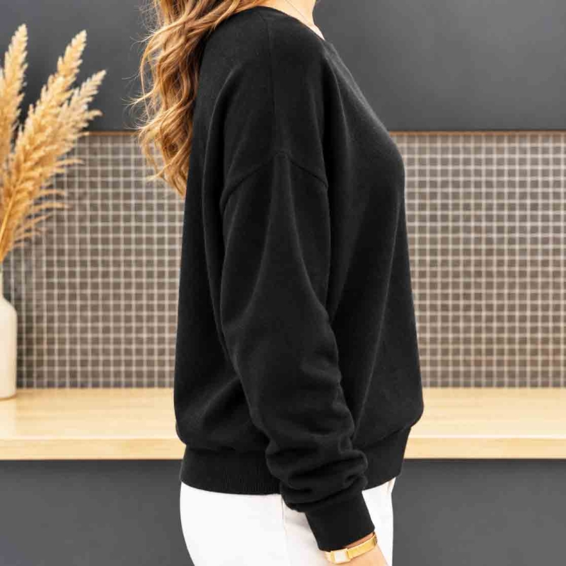 Pull noir Louane col V cœur doré – Femme
