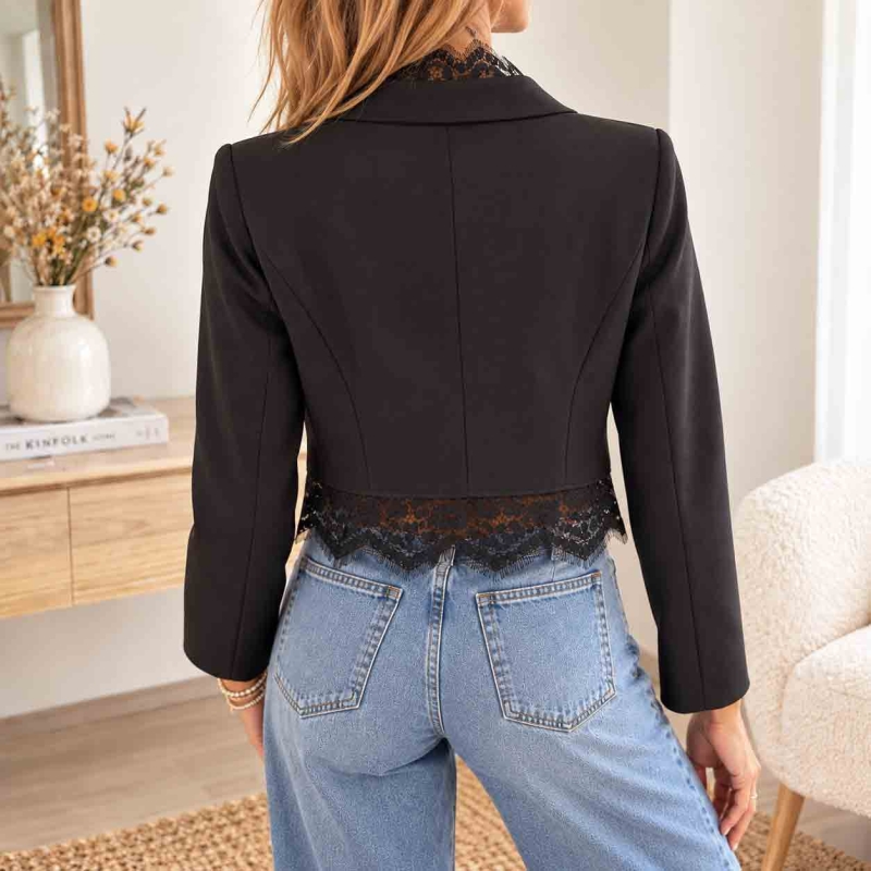 Veste blazer courte noire Éléonore à finition dentelle – Femme
