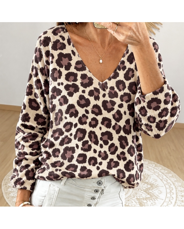 Pull femme Alma marron chocolat à capuche avec cordons léopard et motif cœur Amour sur la poitrine